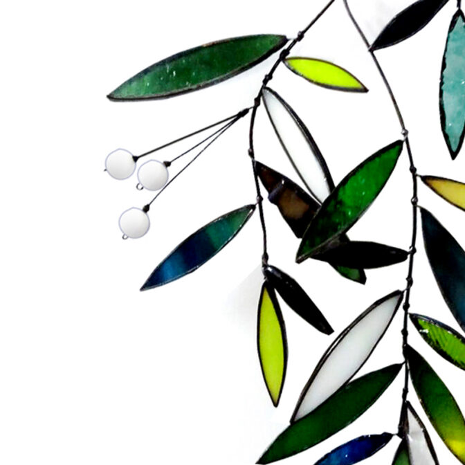 グリーン色のオリーブ大きめup