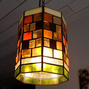 教室作品の紹介/モザイク風ランプ