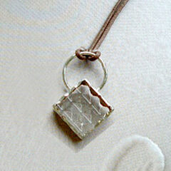 ステンドグラスのアクセサリーの作り方/チョーカー