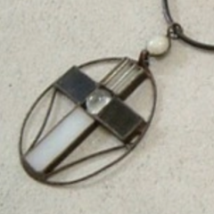 クロス（十字架）のステンドグラス