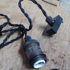 ステンドグラスランプの作り方（1）